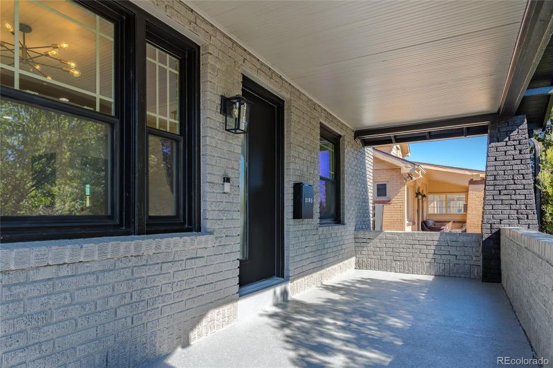 3105 N Elizabeth St, Denver, CO 80205