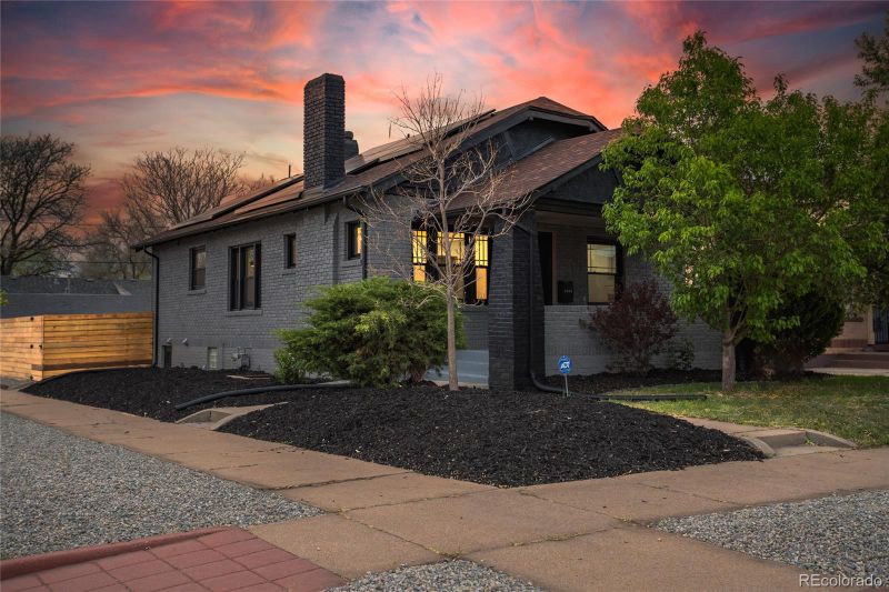 3105 N Elizabeth St, Denver, CO 80205