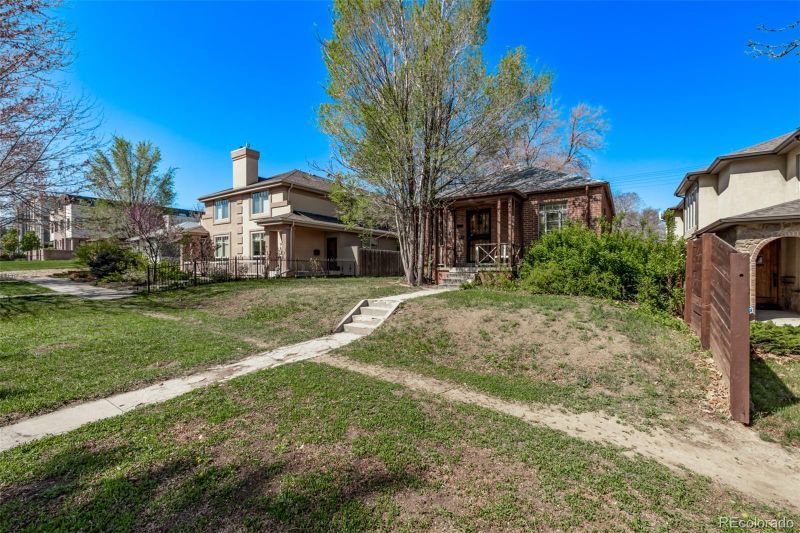 451 Harrison St, Denver, CO 80206