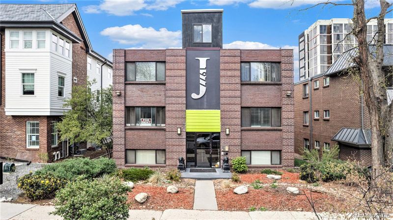 1977 S Josephine St #101, Denver, CO 80210