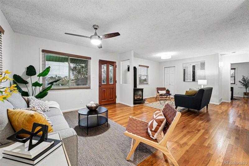 8881 Lilly Dr, Thornton, CO 80229