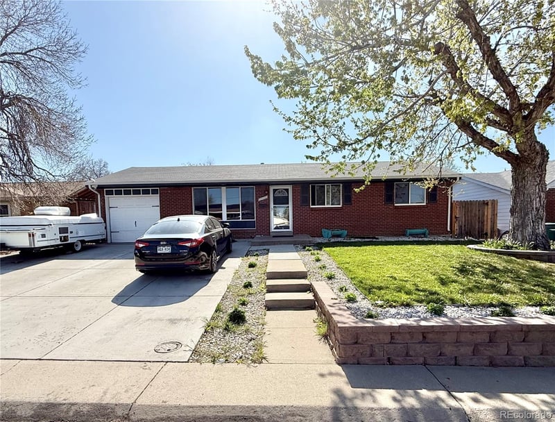 8590 Faraday St, Denver, CO 80229