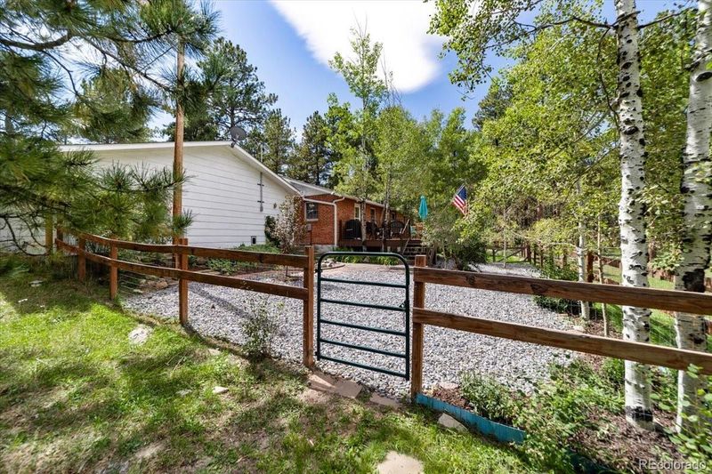 9510 Morgan Rd, Colorado Springs, CO 80908
