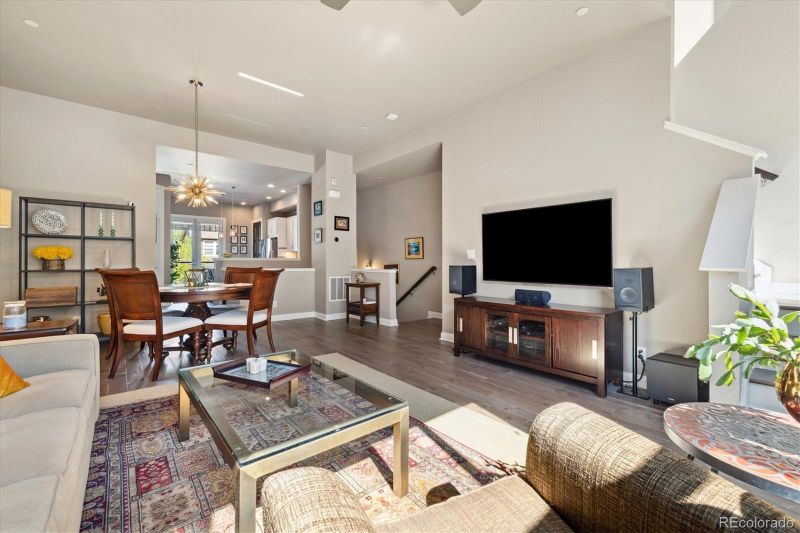 538 S Upham St, Lakewood, CO 80226
