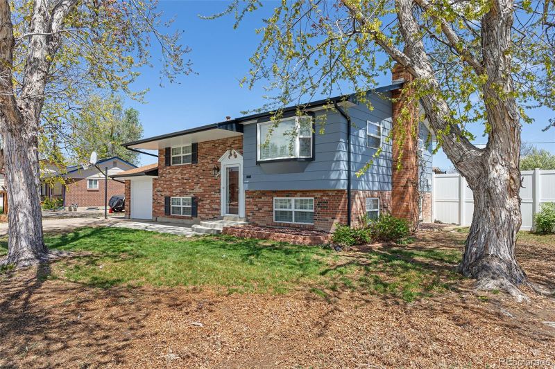 11506 Fowler Dr, Northglenn, CO 80233