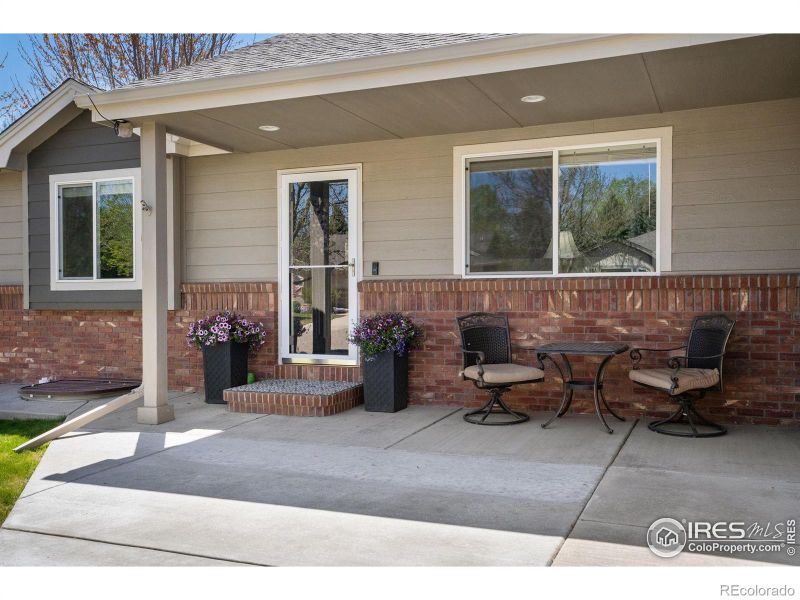 1576 La Jara St, Loveland, CO 80538