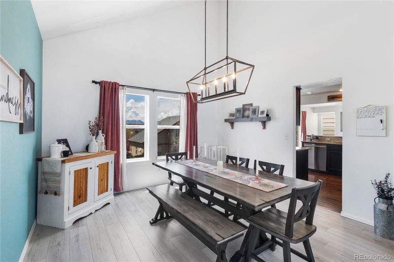 7330 Straggler Cir, Colorado Springs, CO 80922