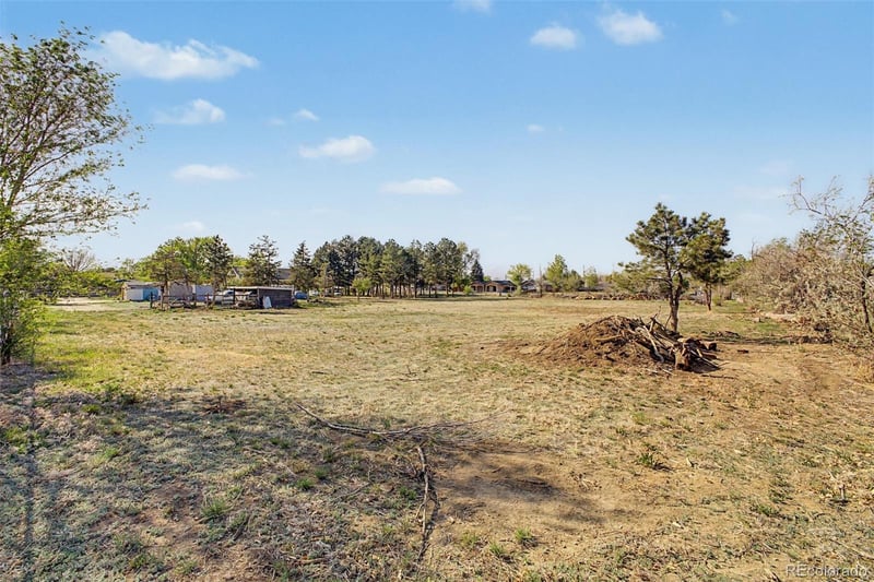 1960 Altura Blvd, Aurora, CO 80011