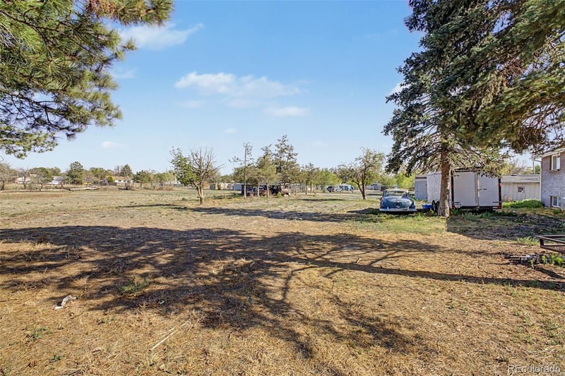 1960 Altura Blvd, Aurora, CO 80011