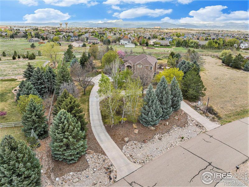 5033 Blackhawk Dr, Windsor, CO 80550