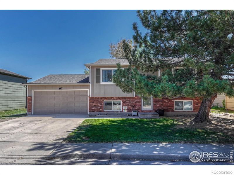 150 Lori Dr, Loveland, CO 80537
