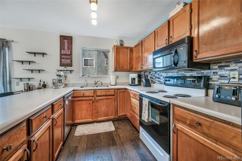 3831 Smoke Tree Dr, Colorado Springs, CO 80920
