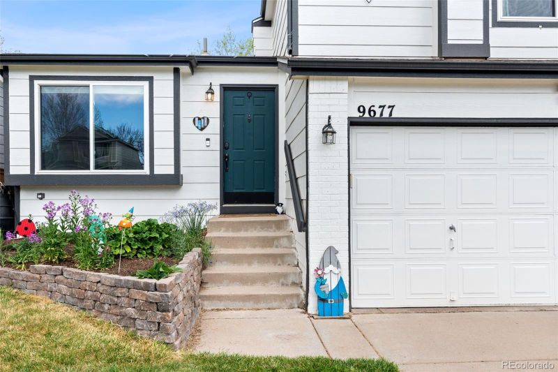 9677 Castle Ridge Cir, Highlands Ranch, CO 80129