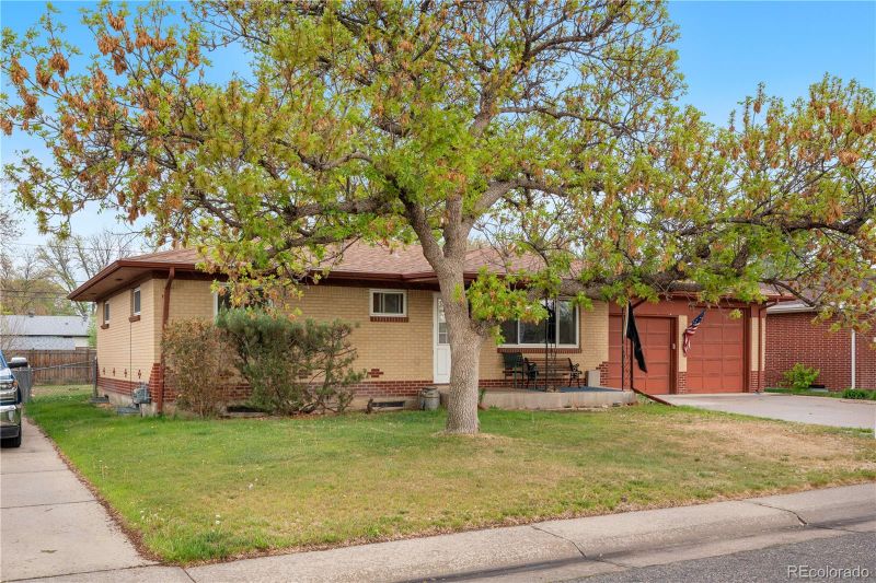 258 S 14th Ave, Brighton, CO 80601