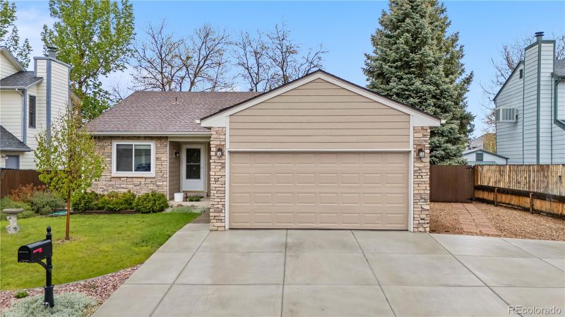 9960 Garland Ln, Broomfield, CO 80021
