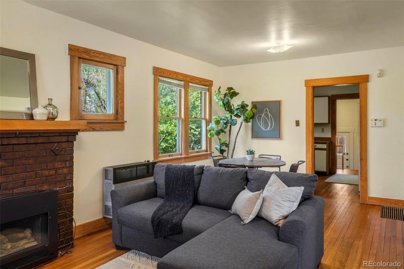 652 N Gilpin St, Denver, CO 80218