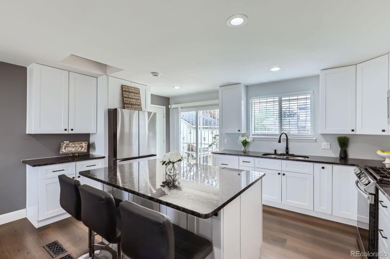 4640 Fairplay Way, Denver, CO 80239