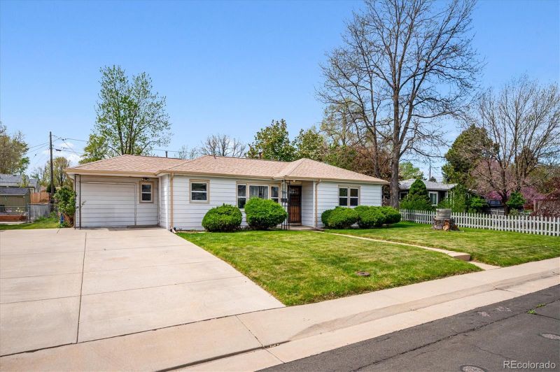 8020 W 46th Cir, Wheat Ridge, CO 80033