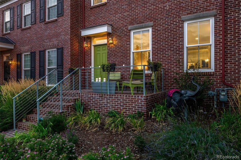 8851 E 33rd Ave, Denver, CO 80238
