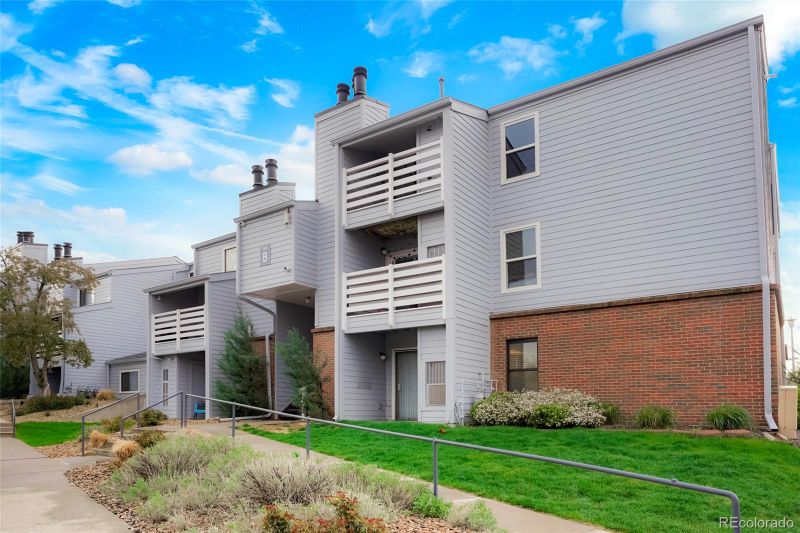 7665 E Eastman Ave #302B, Denver, CO 80231