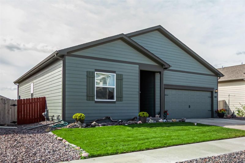 318 Thomas Ave, Keenesburg, CO 80643