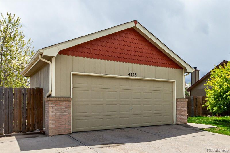 4318 Suncreek Dr, Loveland, CO 80538