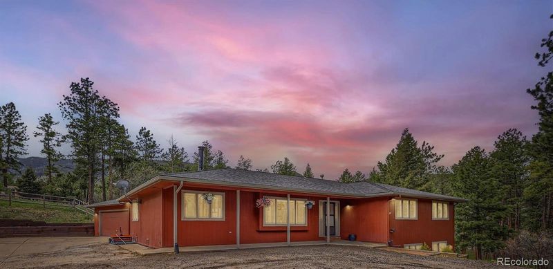 4776 Red Rock Dr, Larkspur, CO 80118