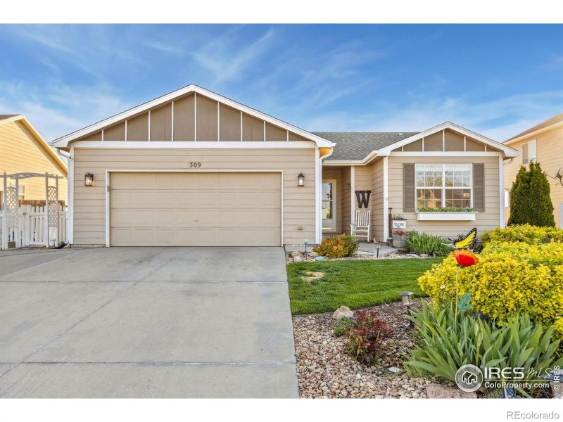 309 Linden Oaks Dr, Ault, CO 80610