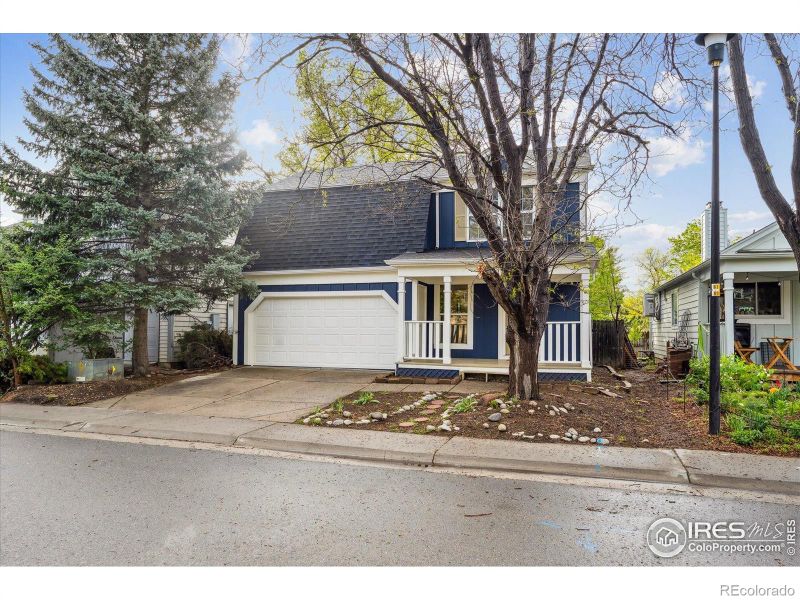 1032 Pegasus Pl, Lafayette, CO 80026