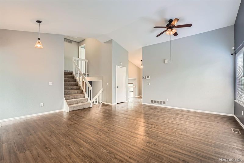 18984 E Kent Cir, Aurora, CO 80013
