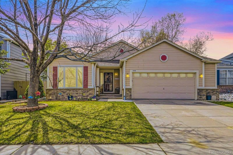 2556 E 131st Pl, Thornton, CO 80241