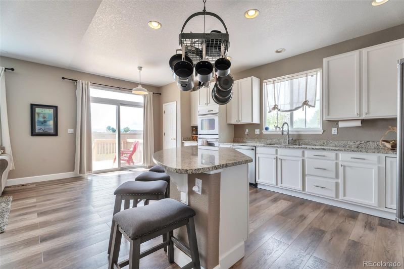 10695 Wynspire Rd, Highlands Ranch, CO 80130