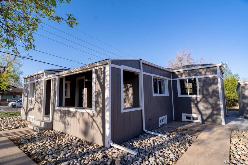 6190 Ivy St, Commerce City, CO 80022