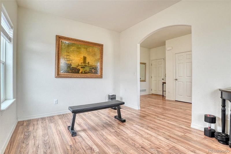 6441 Vickie Ln, Colorado Springs, CO 80923