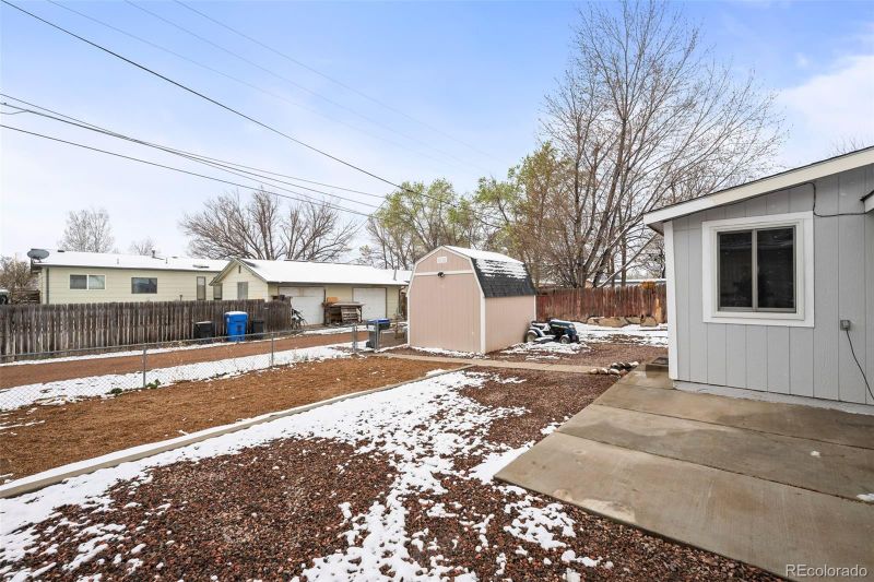 203 W 8th St, Florence, CO 81226