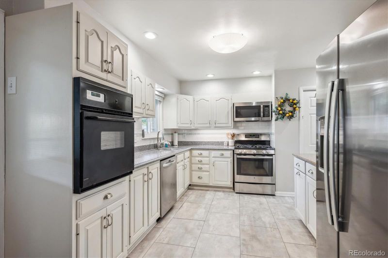 6410 Independence Way, Arvada, CO 80004