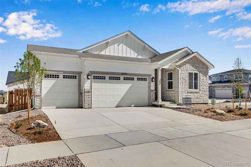 24593 E 34th Ave, Aurora, CO 80019