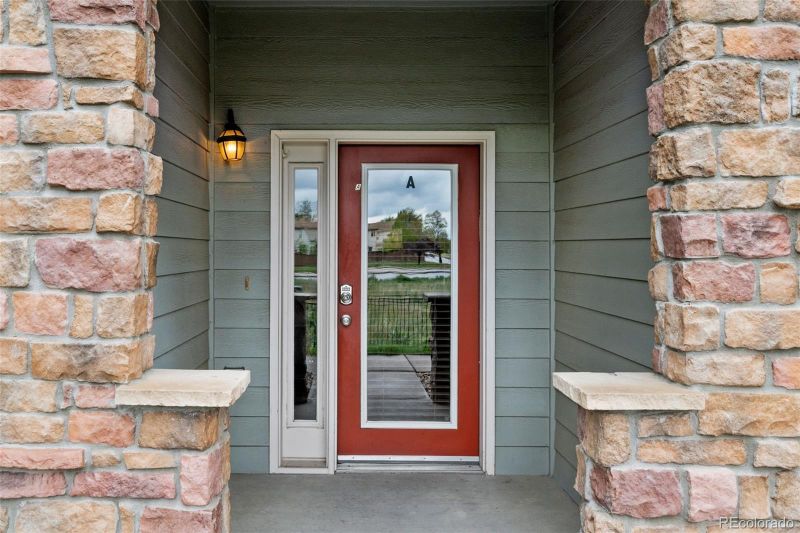 18601 E Water Dr #A, Aurora, CO 80013