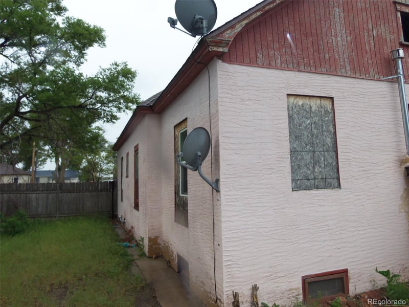 1407 Swink Ave, Rocky Ford, CO 81067