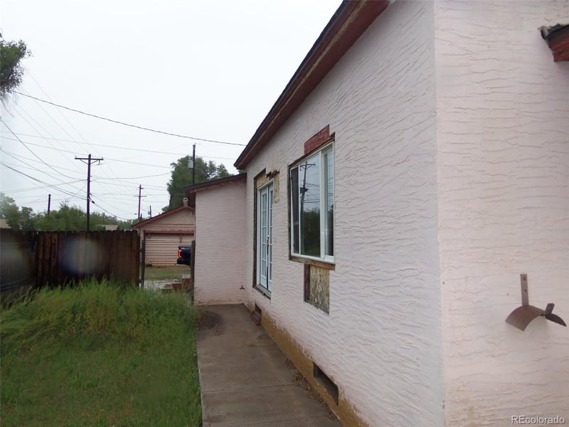 1407 Swink Ave, Rocky Ford, CO 81067
