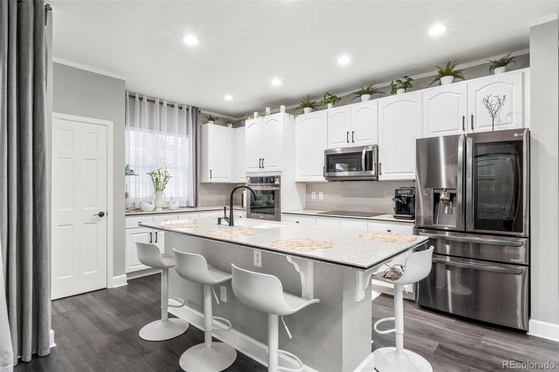 3818 S Dallas St, Aurora, CO 80014