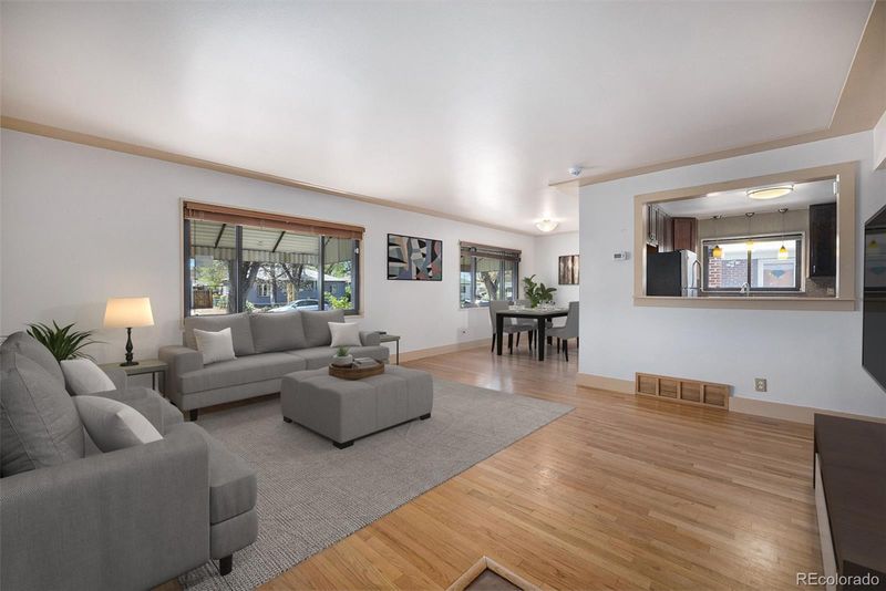 2064 Ironton St, Aurora, CO 80010