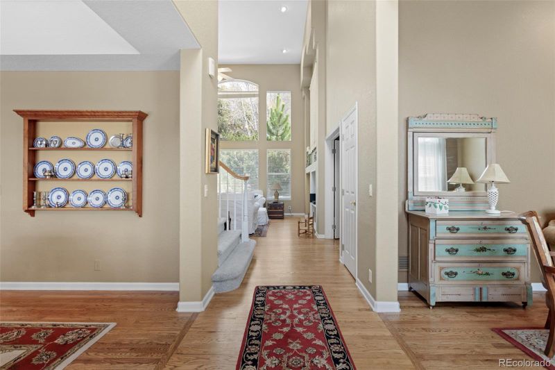 11615 E Maplewood Ave, Englewood, CO 80111