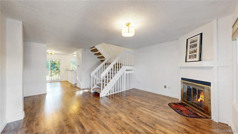 7682 S Steele St, Centennial, CO 80122