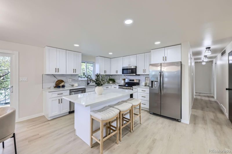 6876 Quay Ct, Arvada, CO 80003