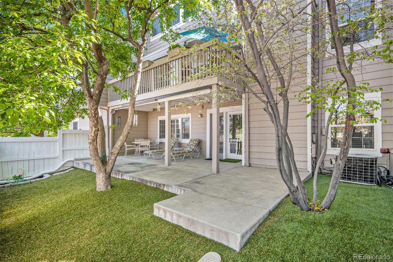 9875 Greensview Cir, Lone Tree, CO 80124