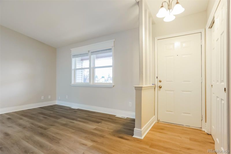 405 Cypress St, Broomfield, CO 80020