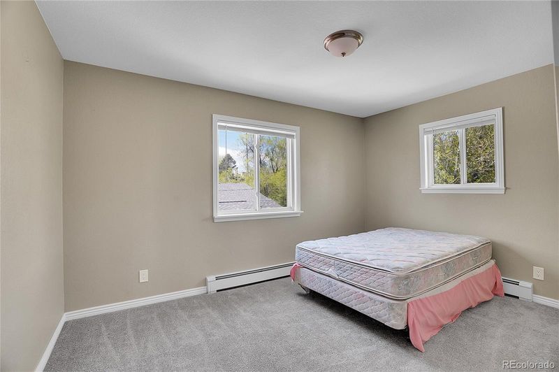 15805 W 14th Pl, Golden, CO 80401