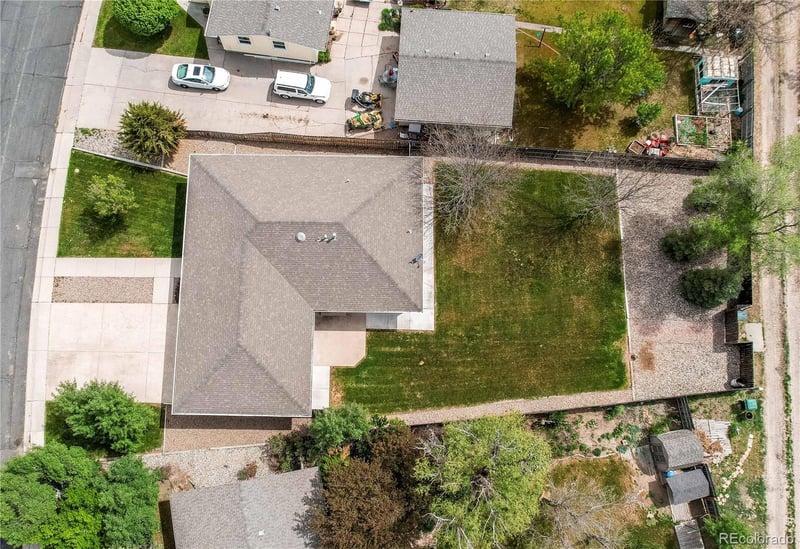 1735 Circle Ln, Limon, CO 80828