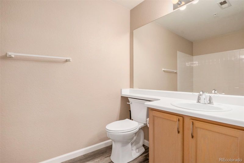 8707 E Florida Ave #709, Denver, CO 80247